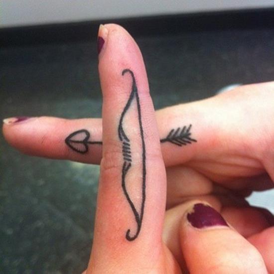 11-bow-and-arrow-matching-tattoos