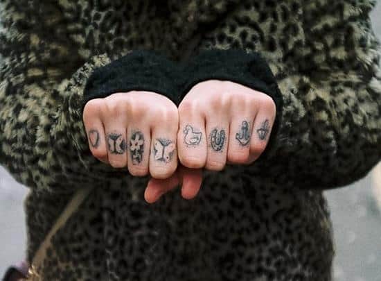 2-Finger-Tattoos1