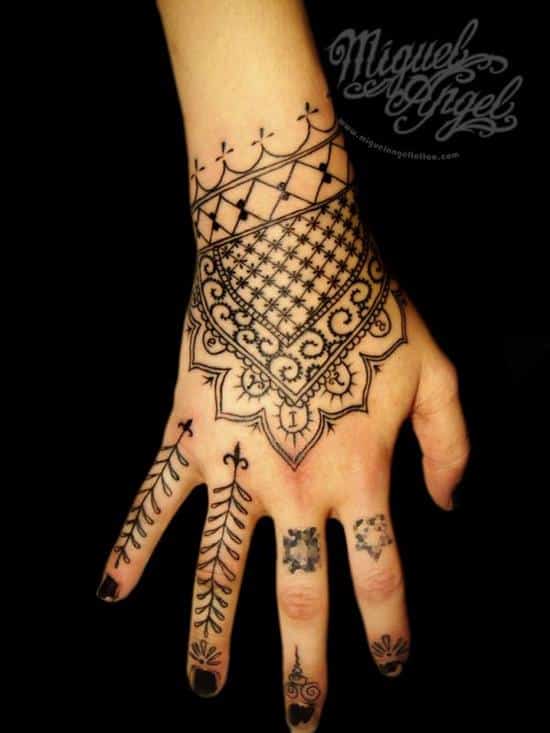 2-mehndi-freehand-tattoo600_800