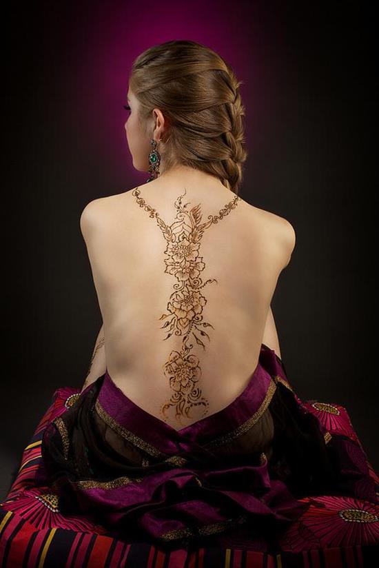 23-nicolette-henna-rung_534_800