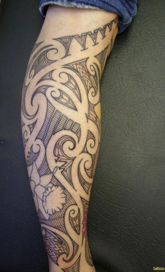 27-Cris-Maori-Inspired-Leg-tattoo