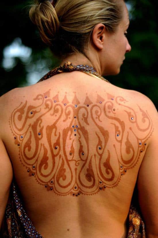 30-beauteous-henna-back600_902
