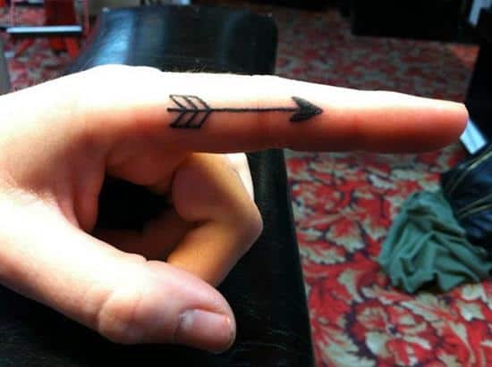 37-Arrow-finger-tattoo