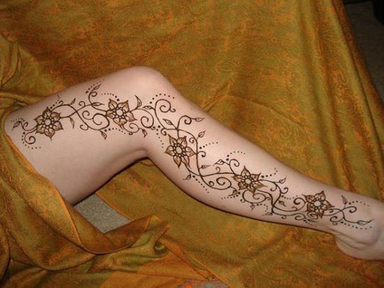 Elegant Henna Tattoo Designs for Feet  K4 Fashion