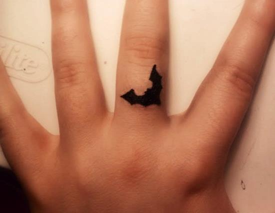 56-Bat-Tattoo-on-Finger