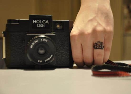 8-Finger-Camera-Tattoo