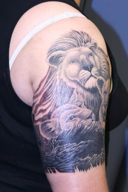 Lions-Tattoo-Design-with-Lion-Kid-For-Men
