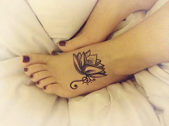 lotus-flower-tattoo-feet2