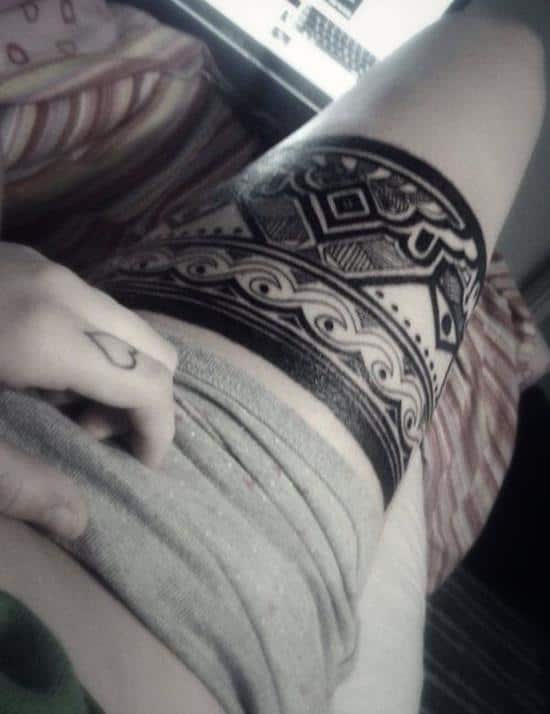 sexiest-thigh-tattoos-32