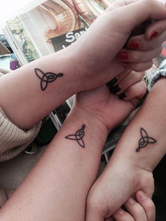 sister-tattoos-45