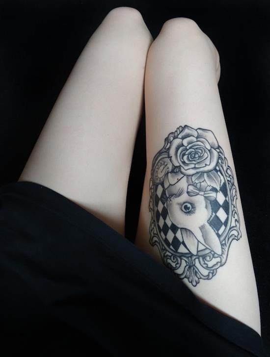 thigh-tattoos-bunny