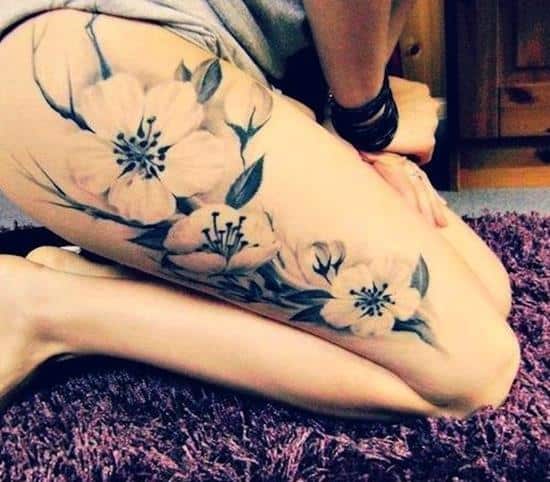 thigh-tattoos-flowers