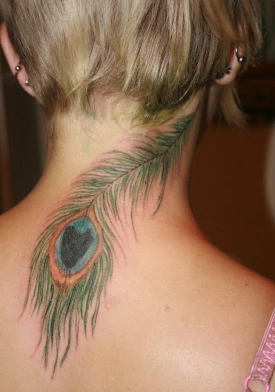 18-feather-tattoo-on-neck