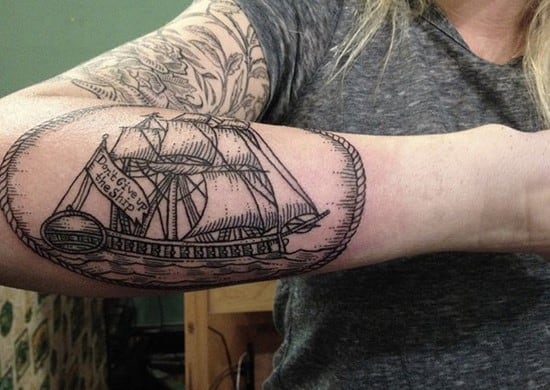 Little freehand ship I added to Ricardo's forearm. #tattoo… | Flickr