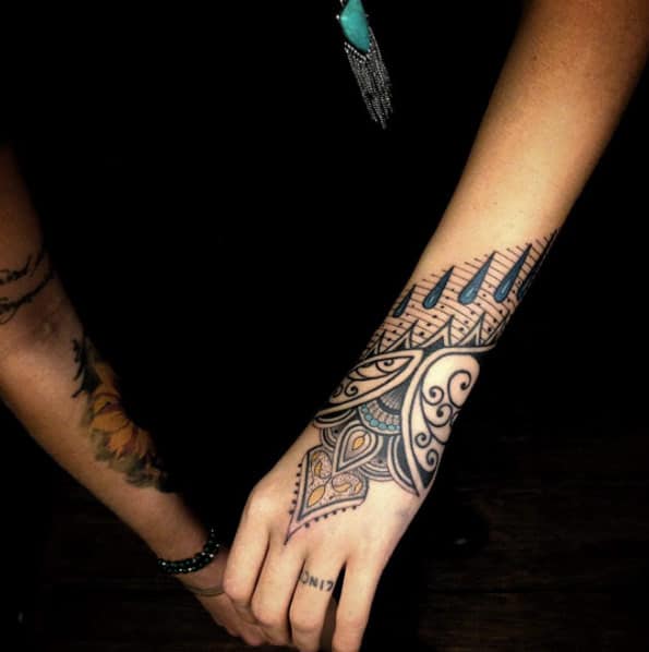 166 Small Wrist Tattoo Ideas For Men And Women