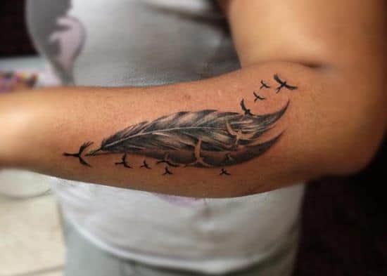 40 Inspiring Feather Tattoos To Show Off Your Creative Spirit   Inspirationfeed