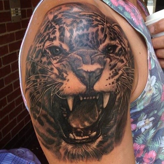 large tiger on shoulder tattoo