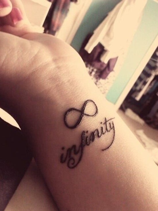 30-Infinity-tattoo-on-wrist