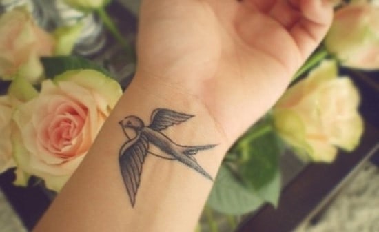 40-Swallow-Wrist-Tattoo