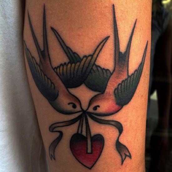 43-swallow-love-tattoo
