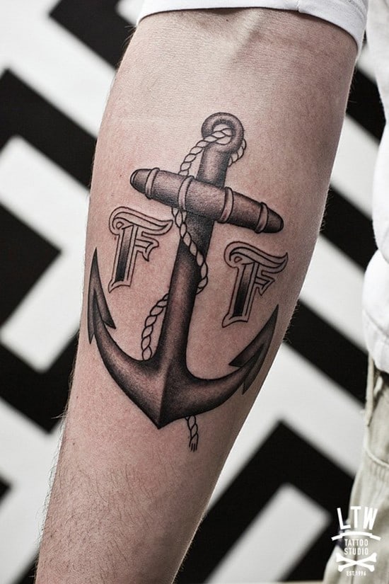 47-Anchor-tattoo-on-wrist