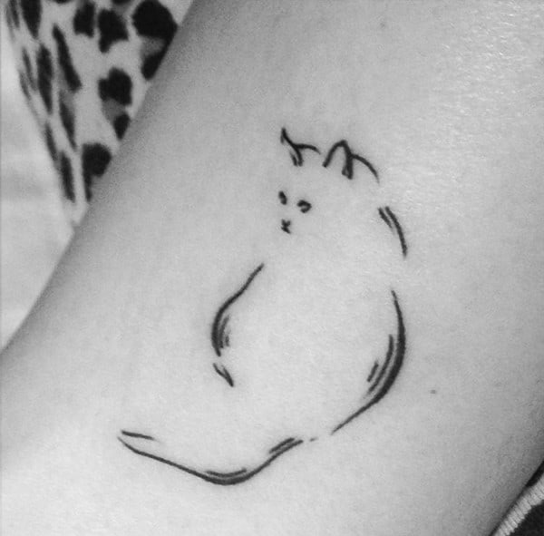 AD-Minimalistic-Cat-Tattoos-07