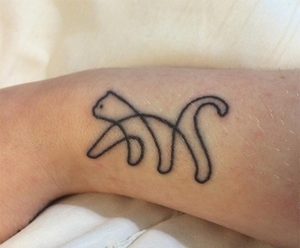 AD-Minimalistic-Cat-Tattoos-08