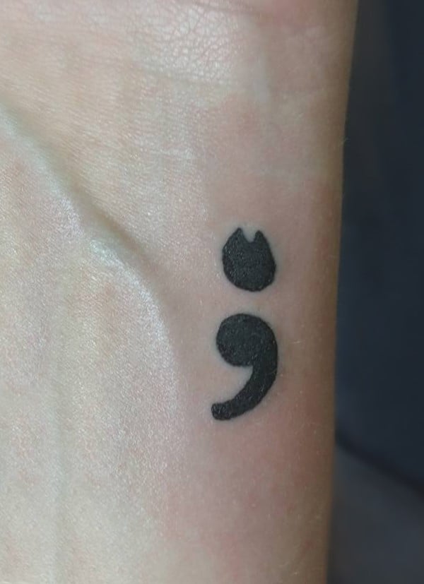 AD-Minimalistic-Cat-Tattoos-09