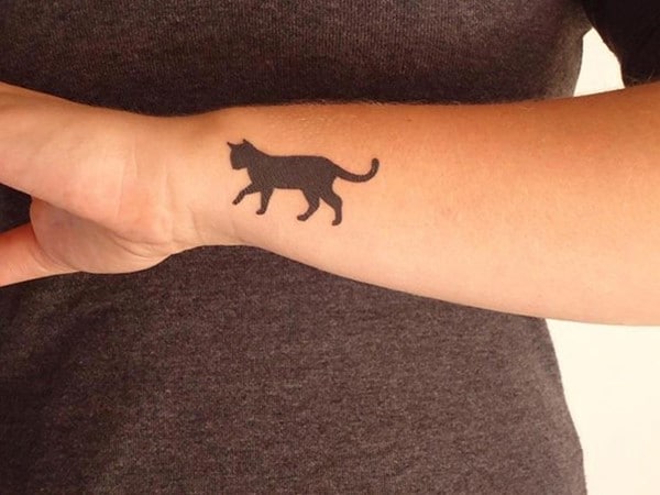 AD-Minimalistic-Cat-Tattoos-10