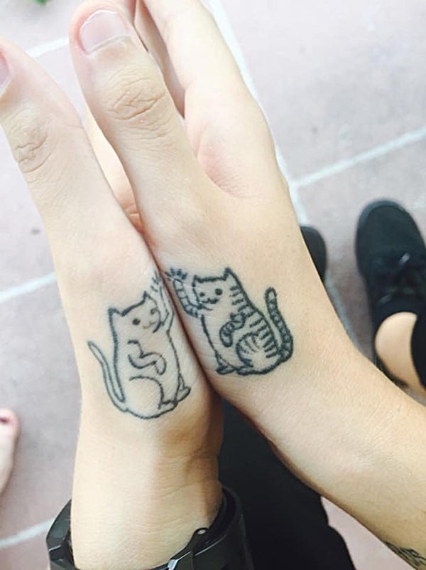 AD-Minimalistic-Cat-Tattoos-20