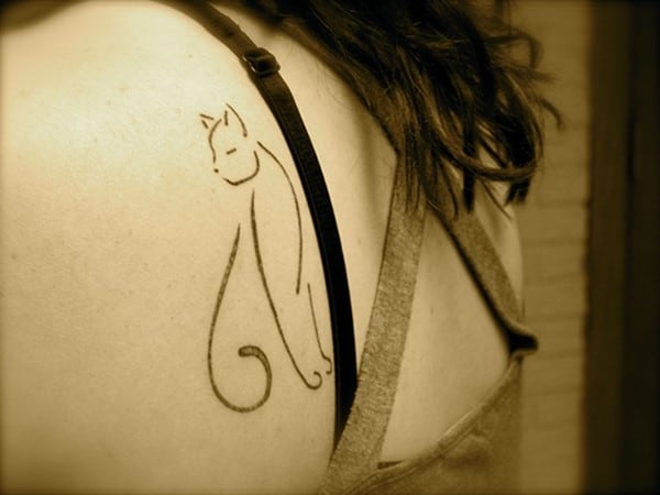 AD-Minimalistic-Cat-Tattoos-28