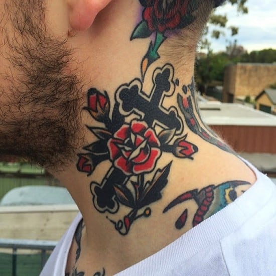 Cross tattoos designs ideas men women best (39)