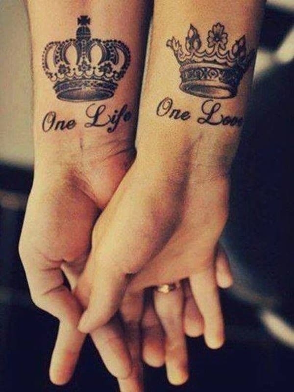 Crown-Tattoos-for-Couples