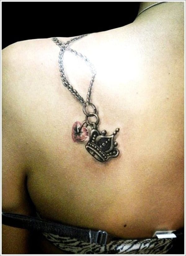 Crown-thereby-tattoos-on-the-shoulder