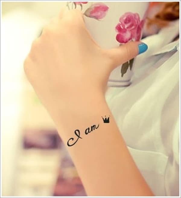 Cute-Small-Crown-Tattoo-Designs