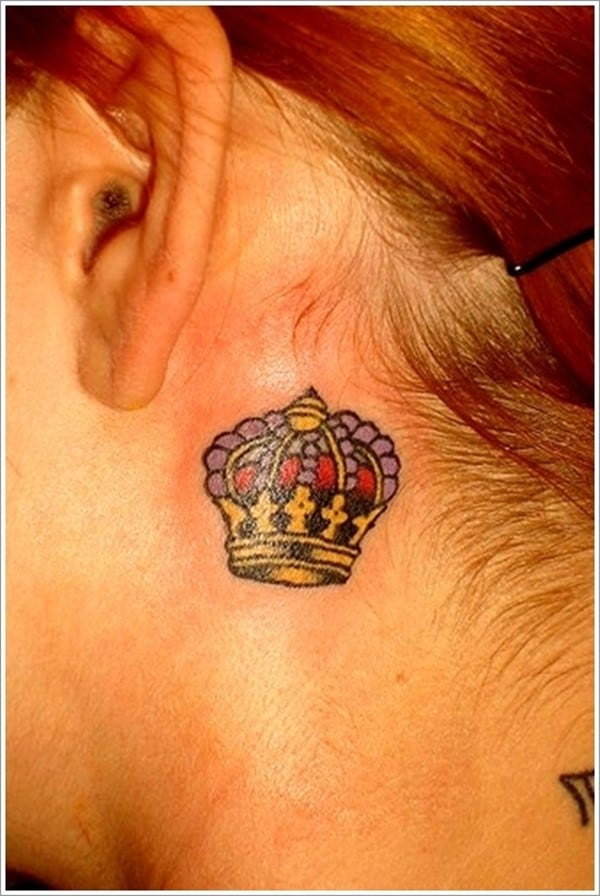 Cute-Small-Crown-Tattoo-for-Women