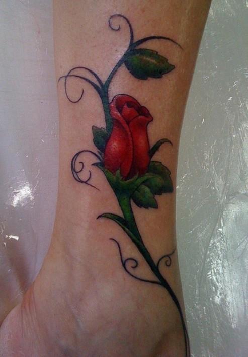 Rose-Tattoo-on-Leg