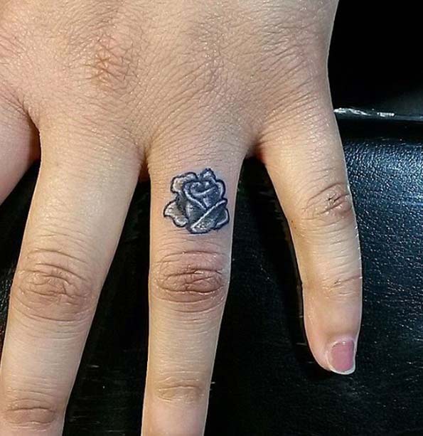 Trendy Black Rose Tattoos  Finger tattoo designs Finger rose tattoo Hand  tattoos for guys