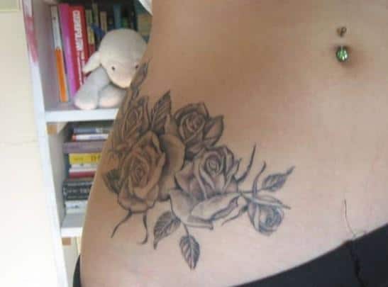 Rose-tattoos-on-hip