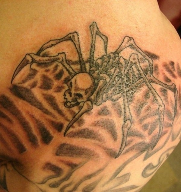 Spider-and-skull-tattoo-520x551