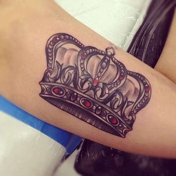 Stylish-Crown-Tattoo