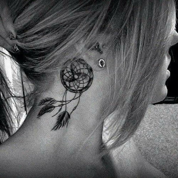 behind-the-ear-tattoos20