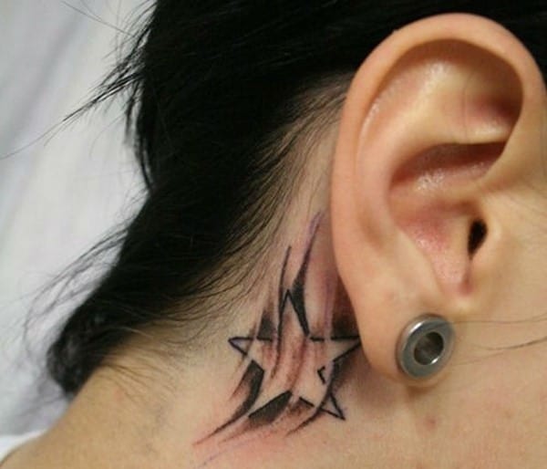 behind-the-ear-tattoos25