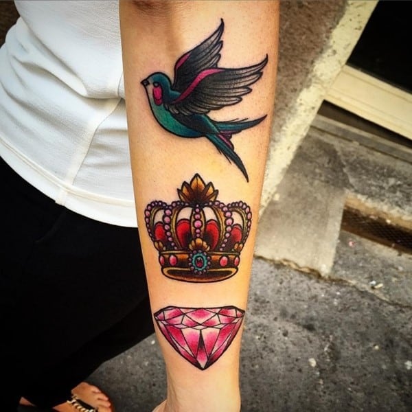 crown-tattoo-13-650x650