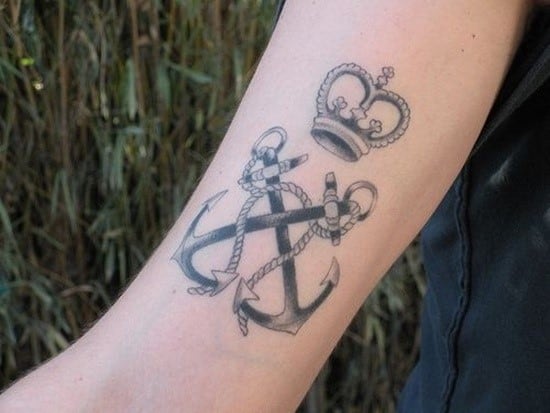 crown-tattoo-14