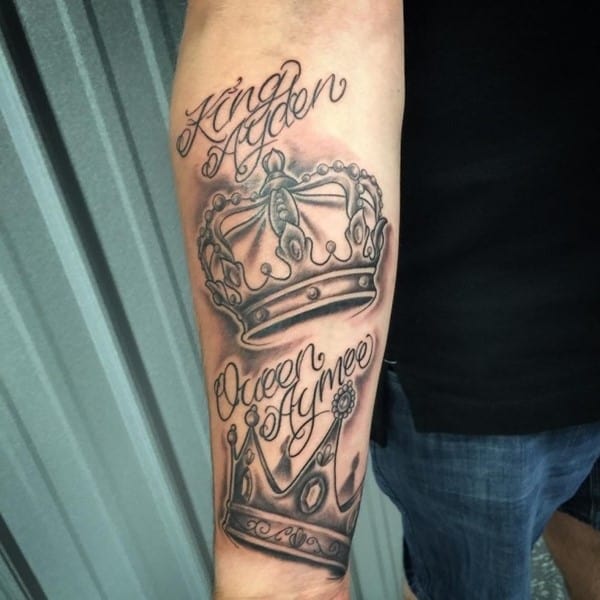 crown-tattoo-36-650x650