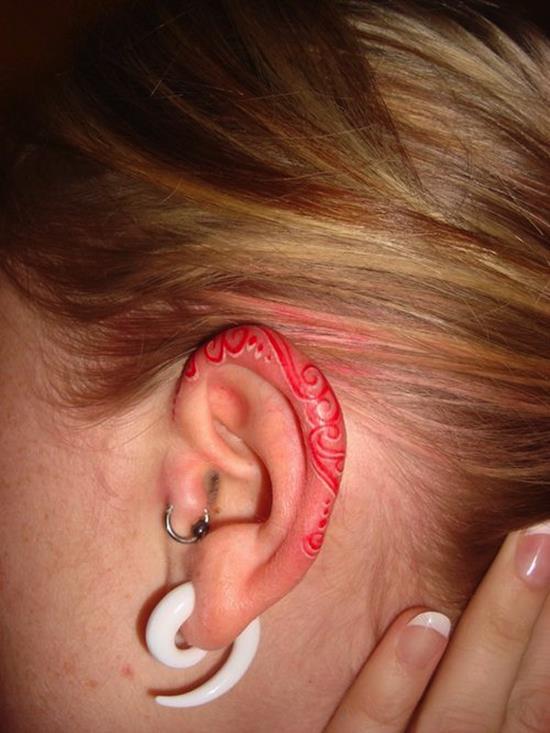 ear-tattoo-3