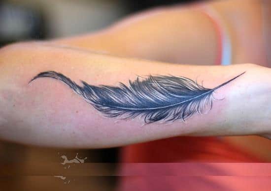 60 Beautiful Female Feather Tattoo Design Ideas 2023 Updated  Saved  Tattoo