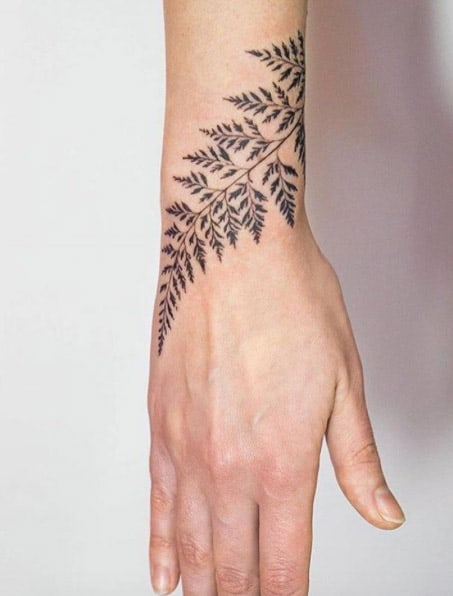 166 Small Wrist Tattoo Ideas (An Ultimate Guide, April 2021)