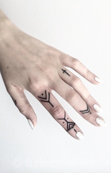 20 top Simple Finger Tattoos ideas in 2024